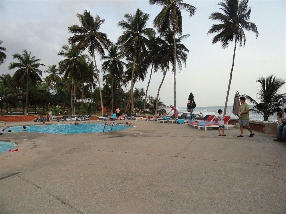 Coconut Grove Beach Resort Elmina Zewnętrze zdjęcie
